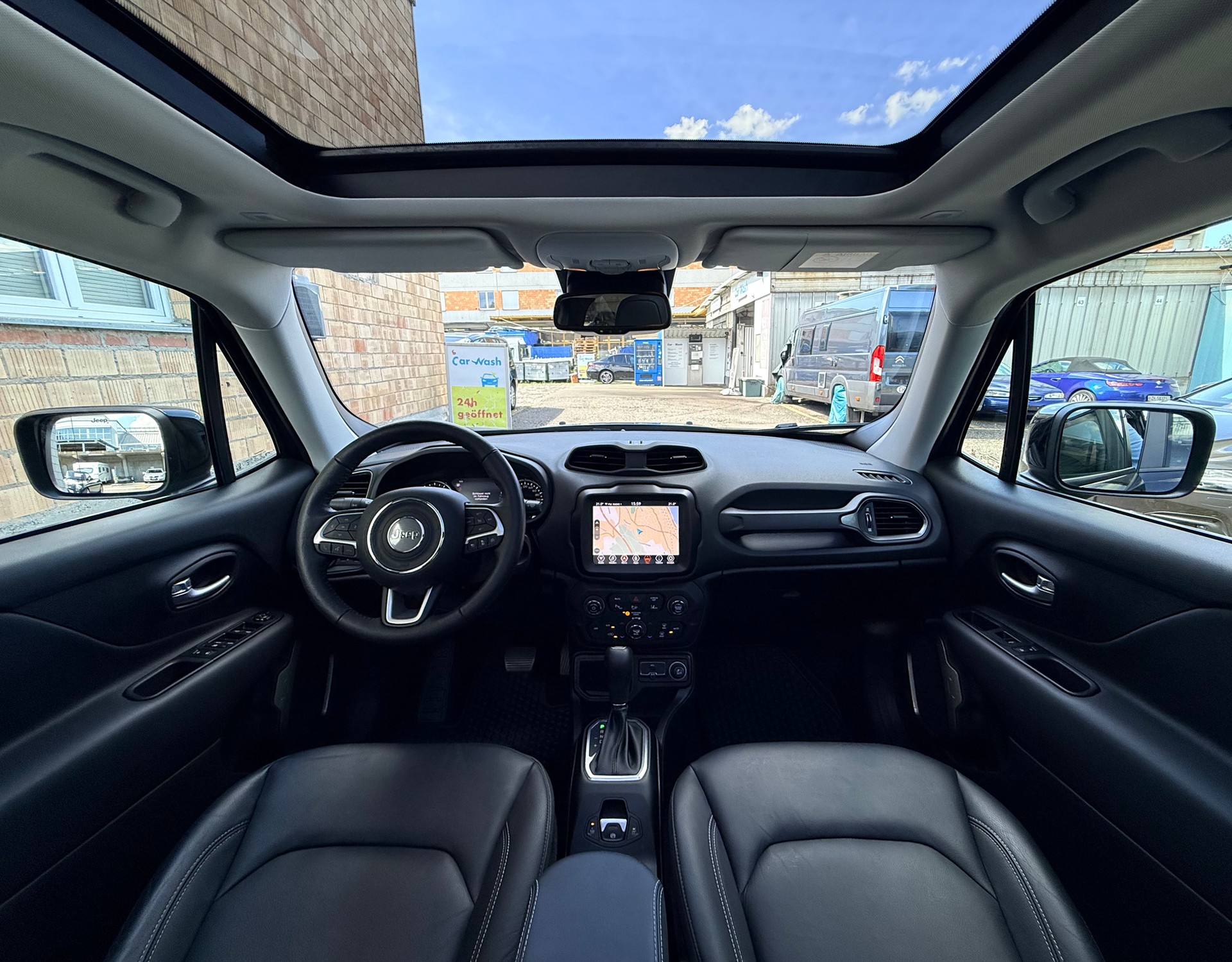JEEP Renegade 1.5 MHEV Limited Automat-image-8