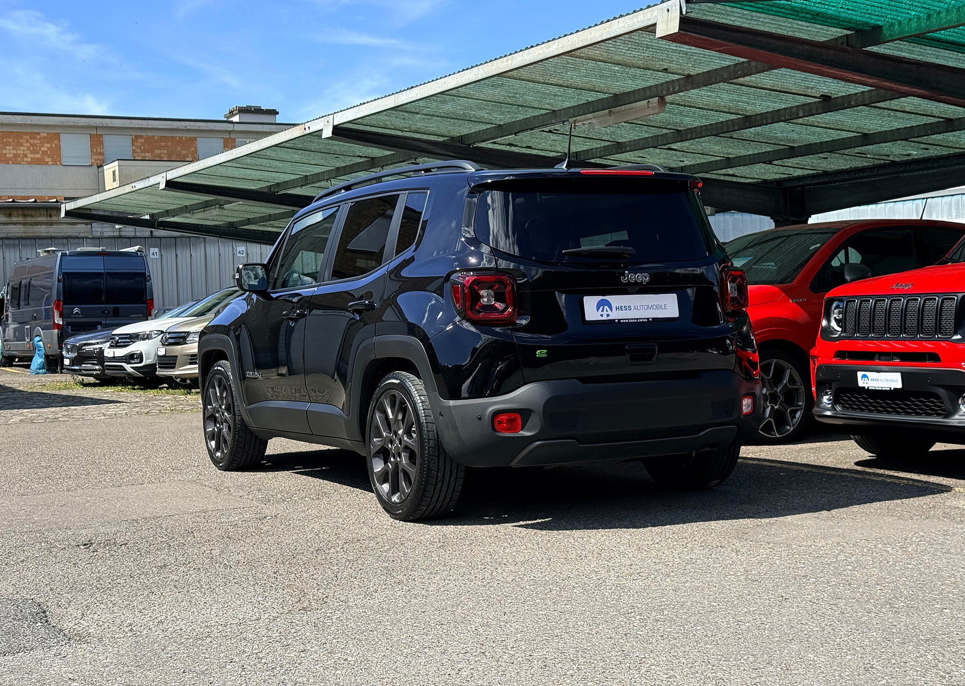 JEEP Renegade 1.5 MHEV Limited Automat-image-12