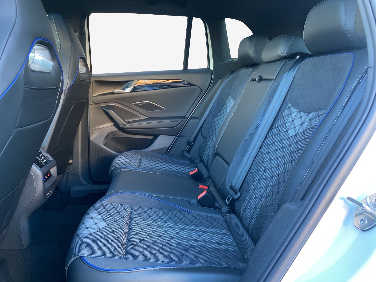 VW VW-PW Tiguan 2.0 4x4-image-11