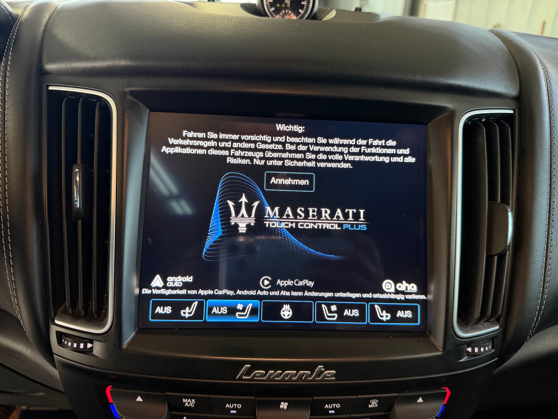 MASERATI Levante S 3.0 V6 GranSport Automatica-image-18