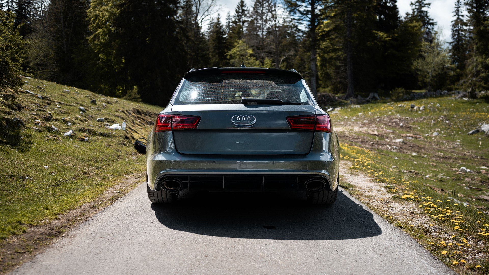 AUDI RS6-image-2