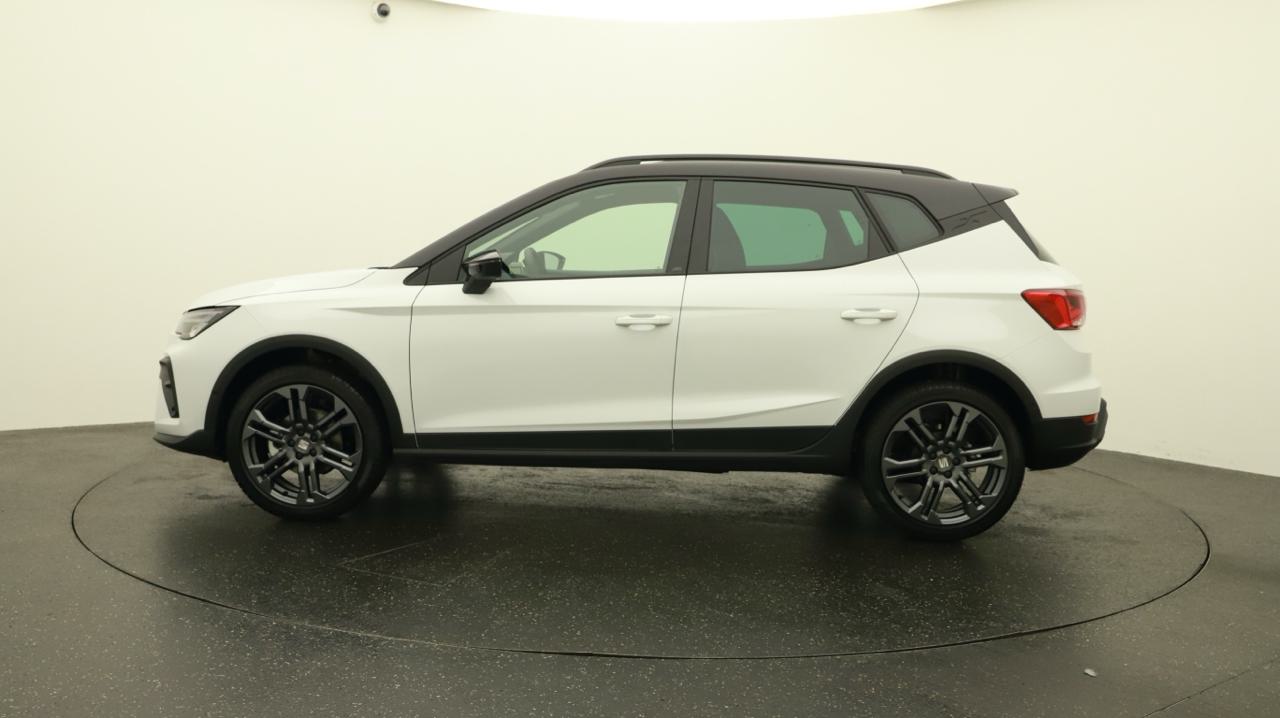 SEAT Arona 1.5 Eco TSI FR DSG-image-1