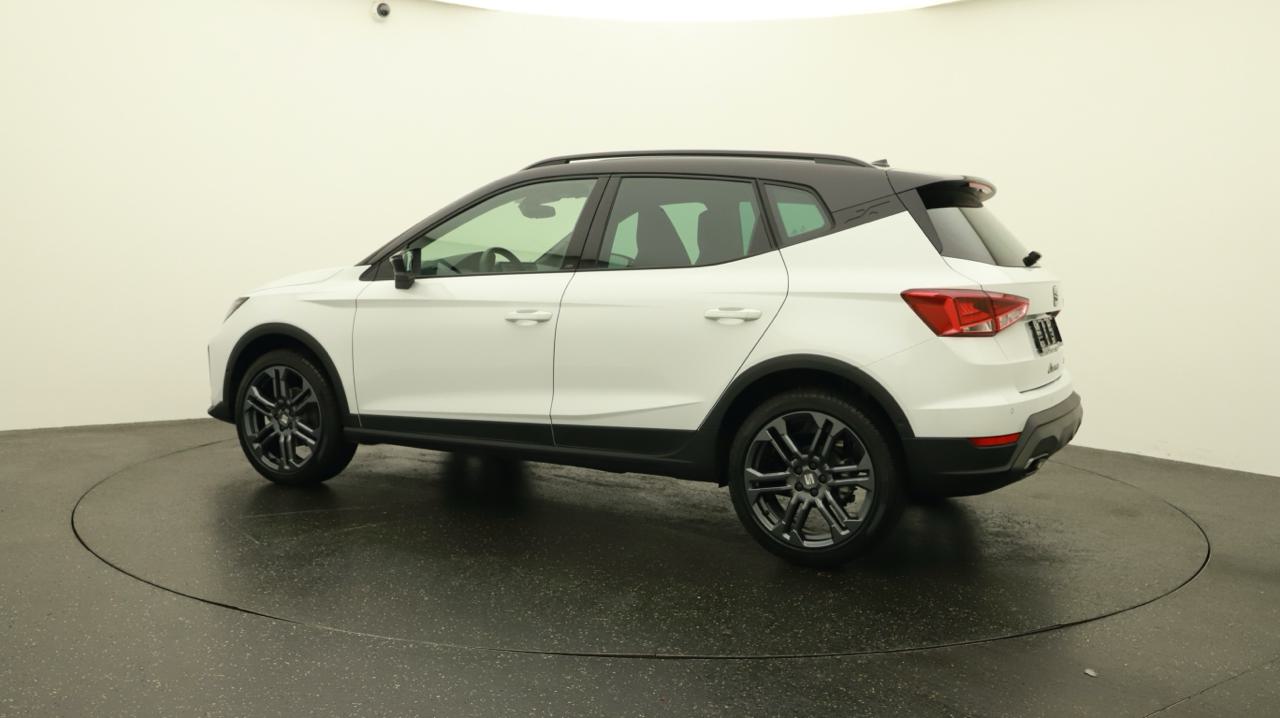 SEAT Arona 1.5 Eco TSI FR DSG-image-2