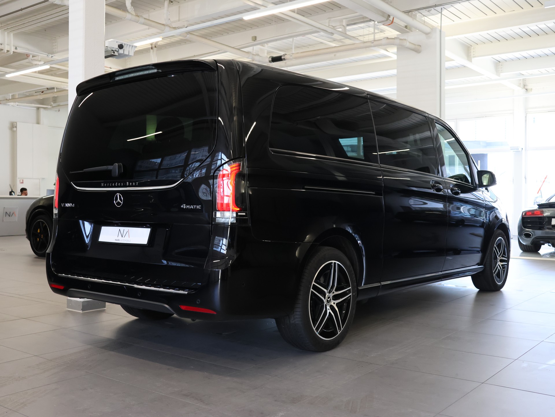 MERCEDES-BENZ V 300 d lang 4Matic Swiss Edition 9G-Tronic *Vollausstattung* *Werksgarantie*-image-5