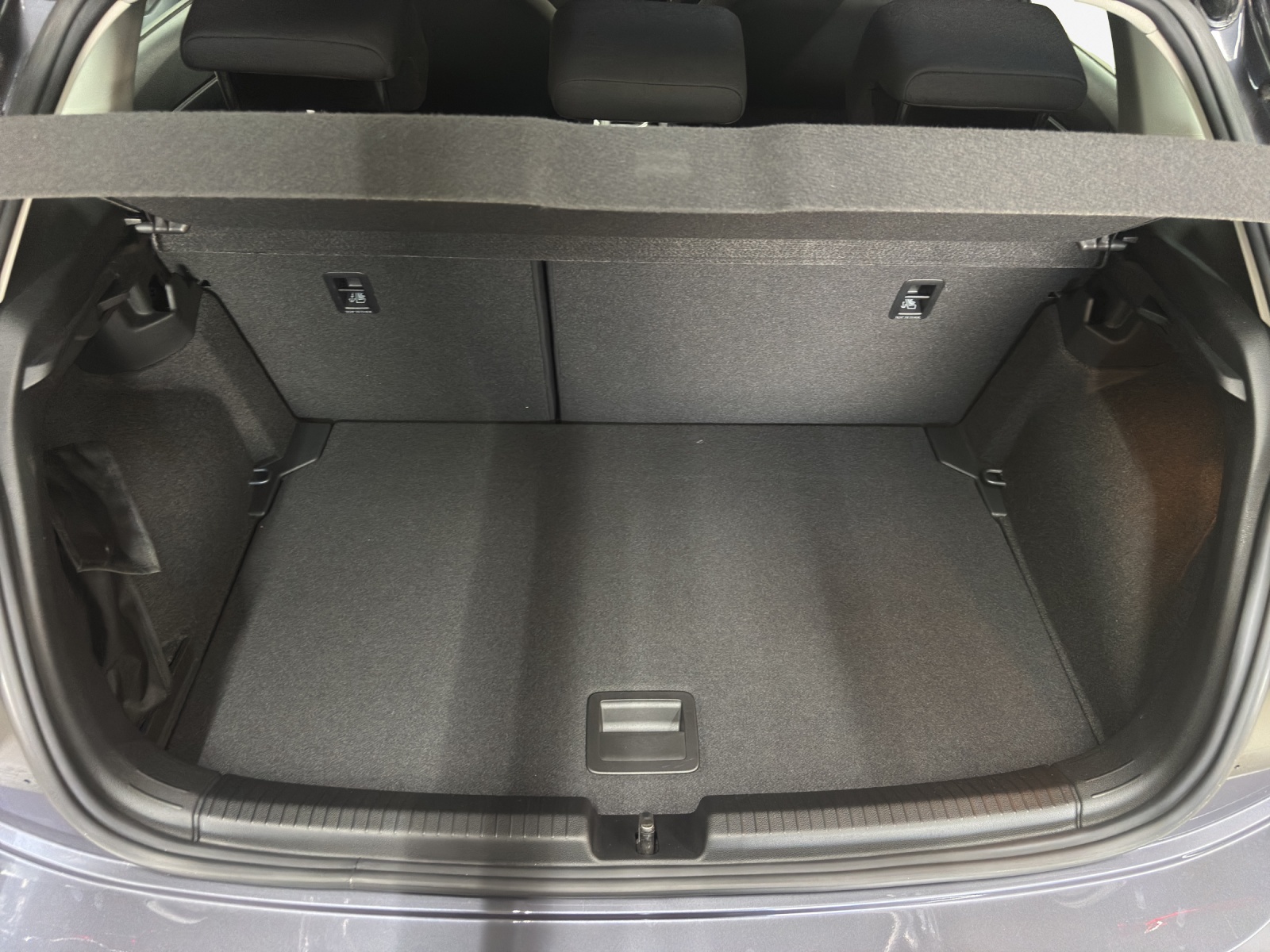 VW Polo 1.0 TSI Life DSG-image-12