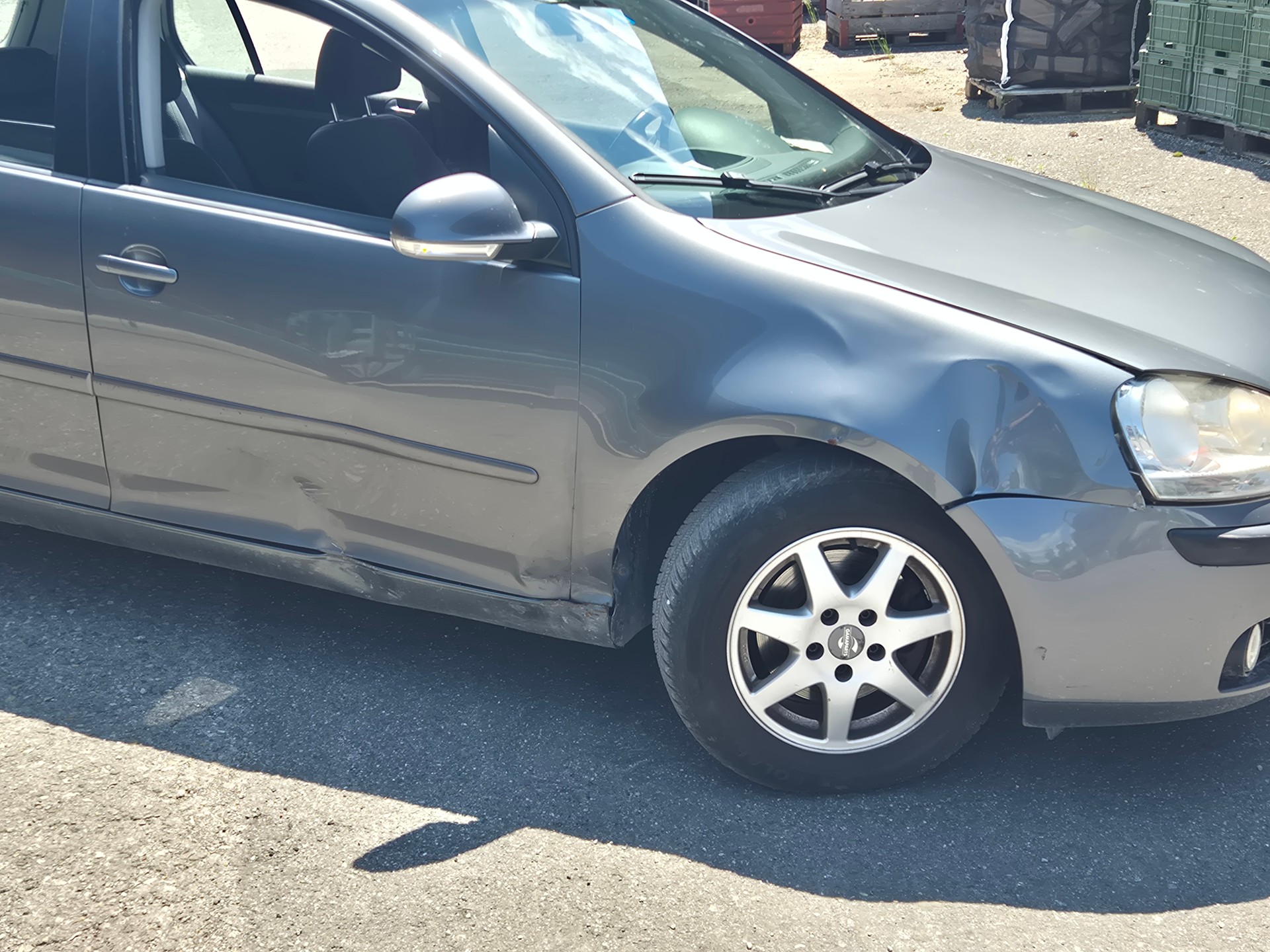 VW Golf 5 Benzin Automat Klima AHK-image-1