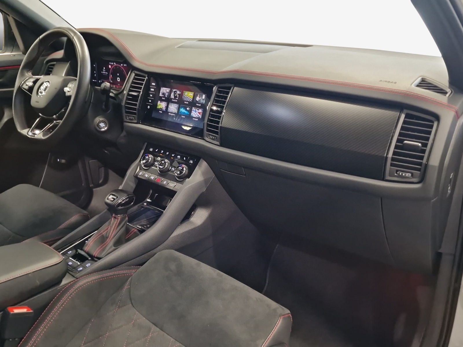 SKODA Kodiaq 2.0 TSI 4x4 RS-image-13