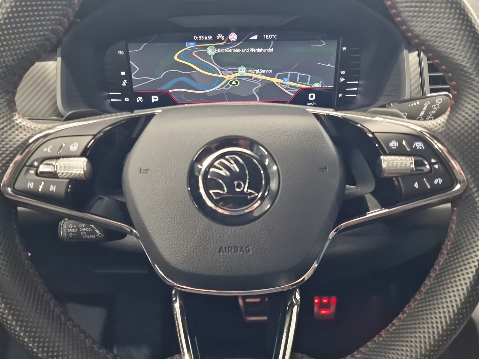 SKODA Kodiaq 2.0 TSI 4x4 RS-image-10