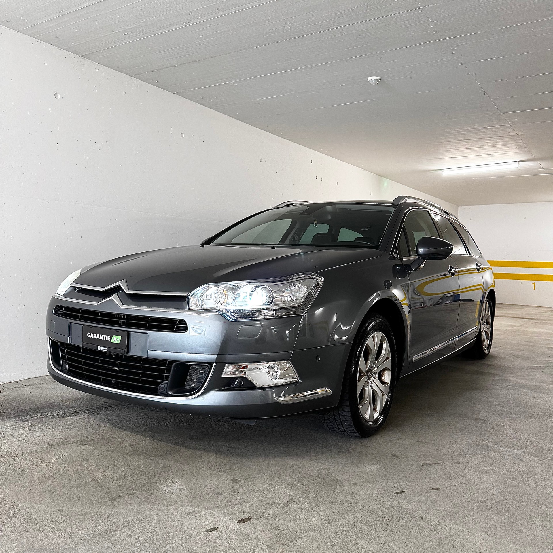 CITROEN C5 Tourer 1.6 Turbo Dynamique Automatic-image-0