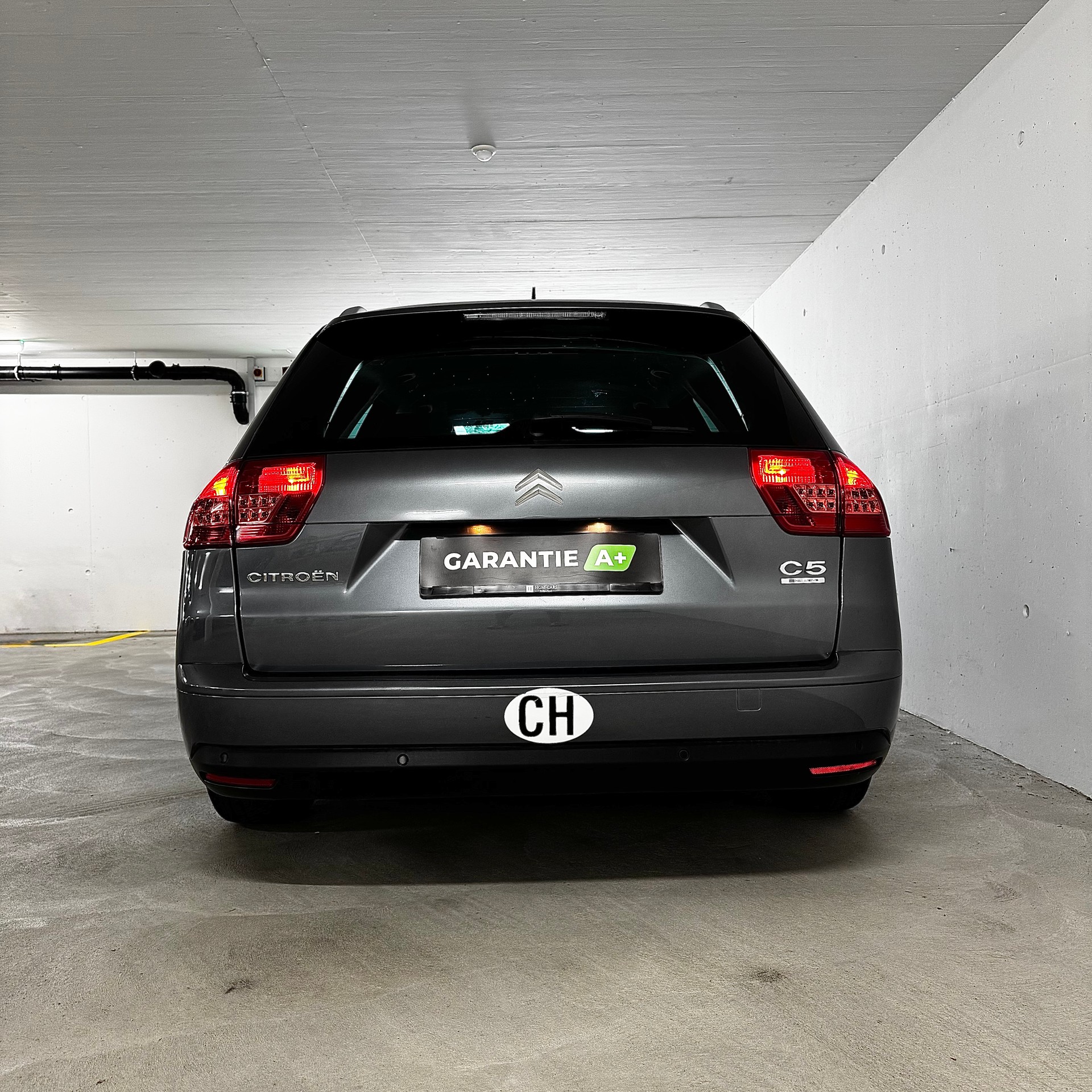 CITROEN C5 Tourer 1.6 Turbo Dynamique Automatic-image-5