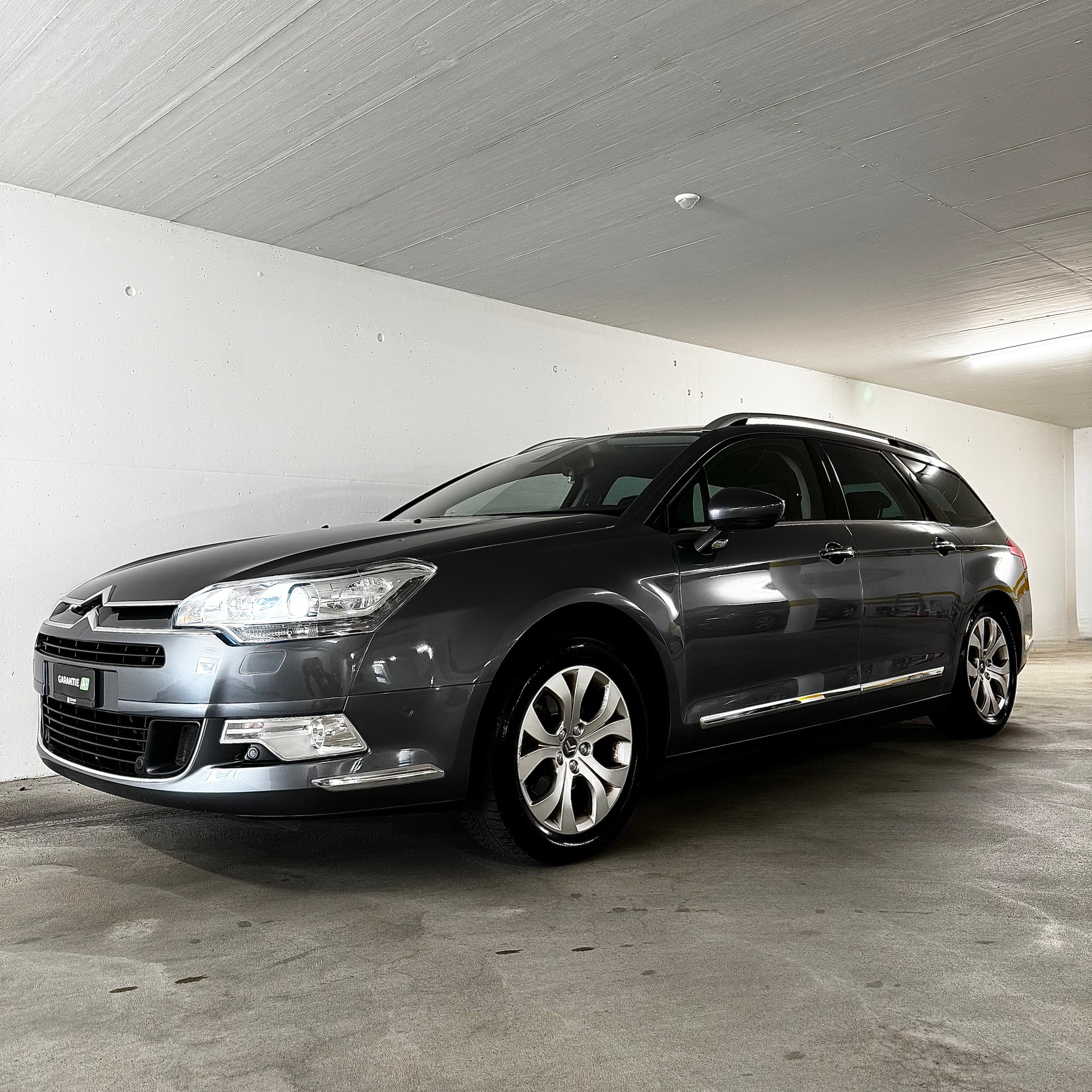 CITROEN C5 Tourer 1.6 Turbo Dynamique Automatic-image-1