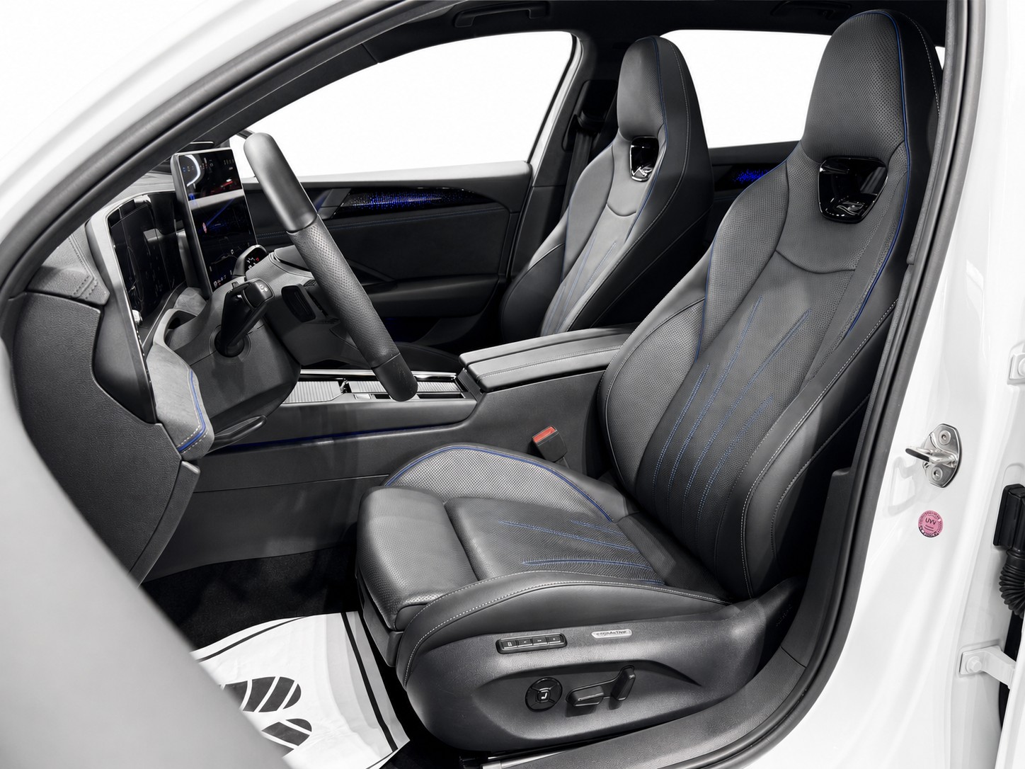 VW Passat Variant 2.0 TDI evo R-Line 4 Motion DSG * Panorama-Glasdach * Standheizung * Volle Austattung * AHK * Leder *-image-10
