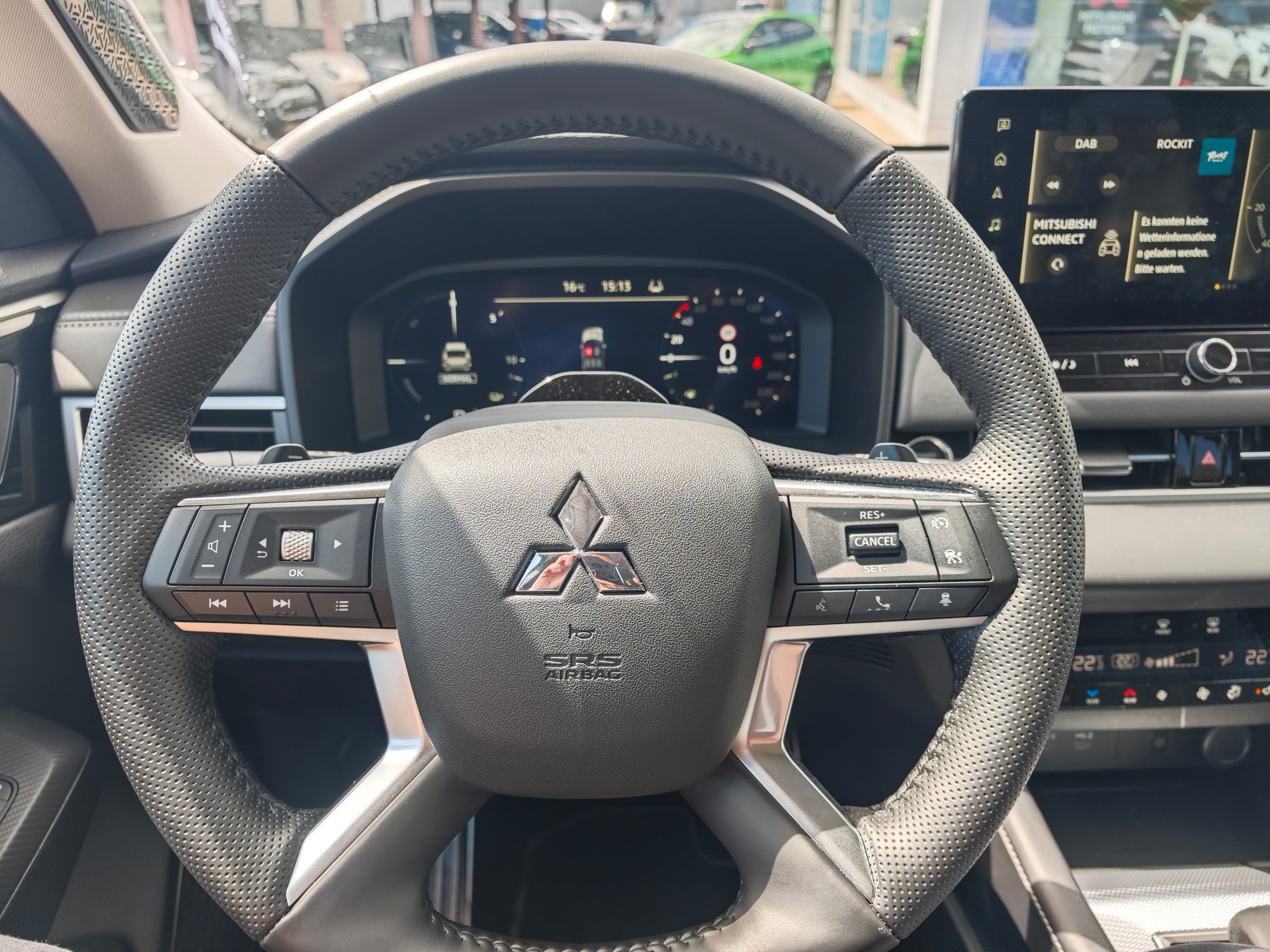 MITSUBISHI Outlander 2.4 PHEV Instyle Black Line 4WD Automatic-image-10