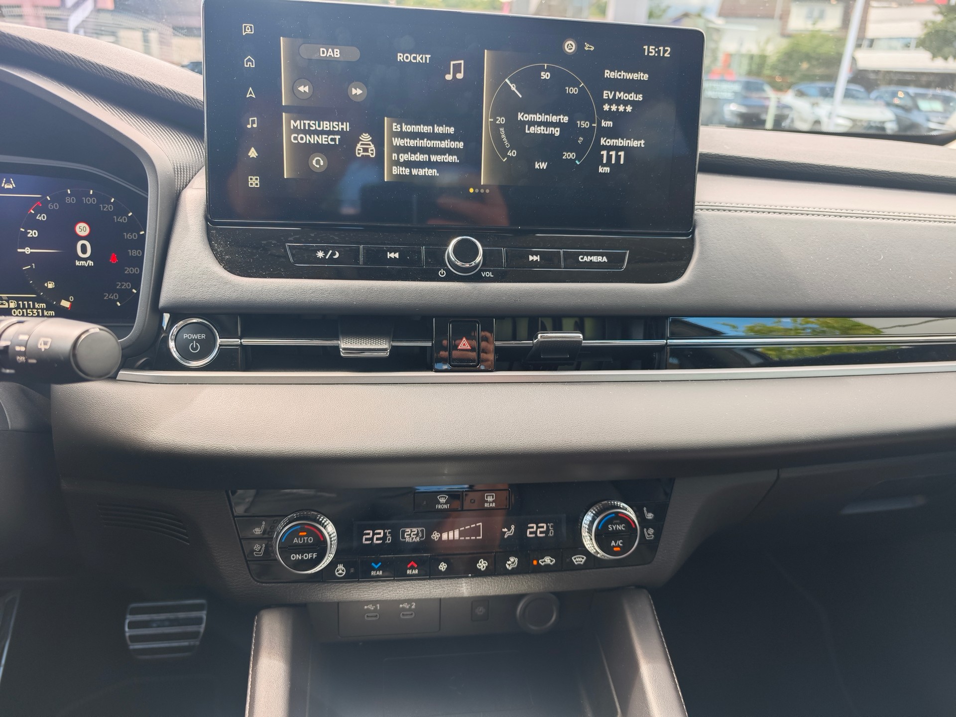 MITSUBISHI Outlander 2.4 PHEV Instyle Black Line 4WD Automatic-image-11