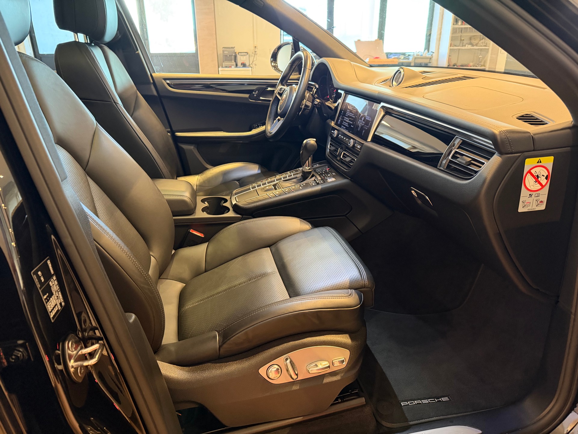 PORSCHE Macan 3.0 V6 S-image-8