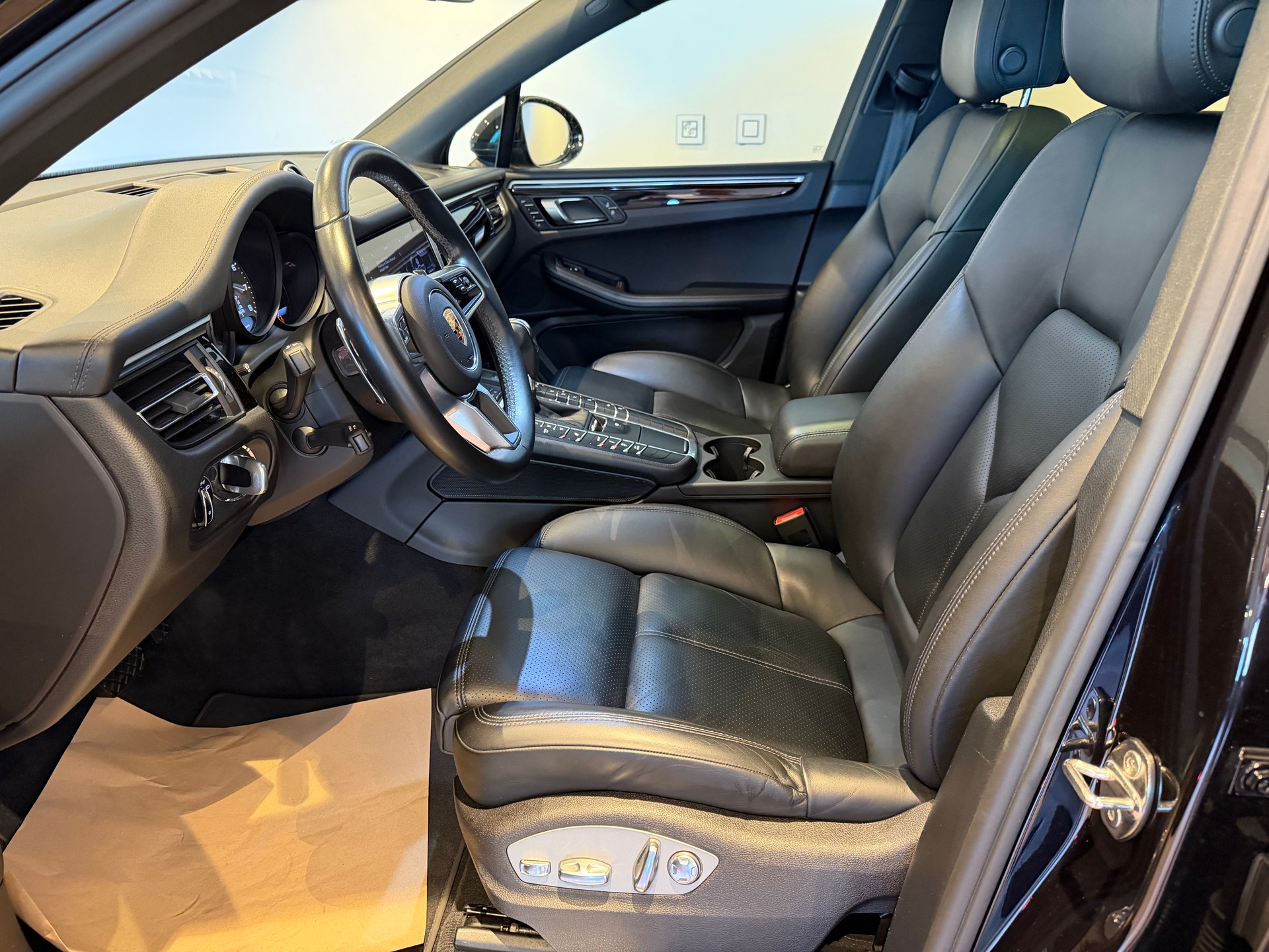 PORSCHE Macan 3.0 V6 S-image-14