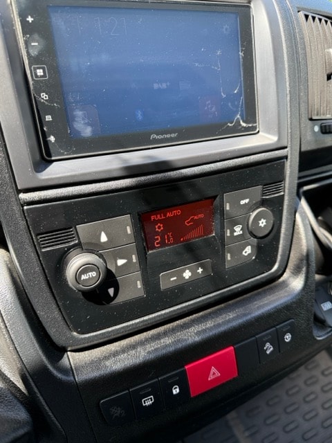 HYMER Hymercar Yosemite-image-17
