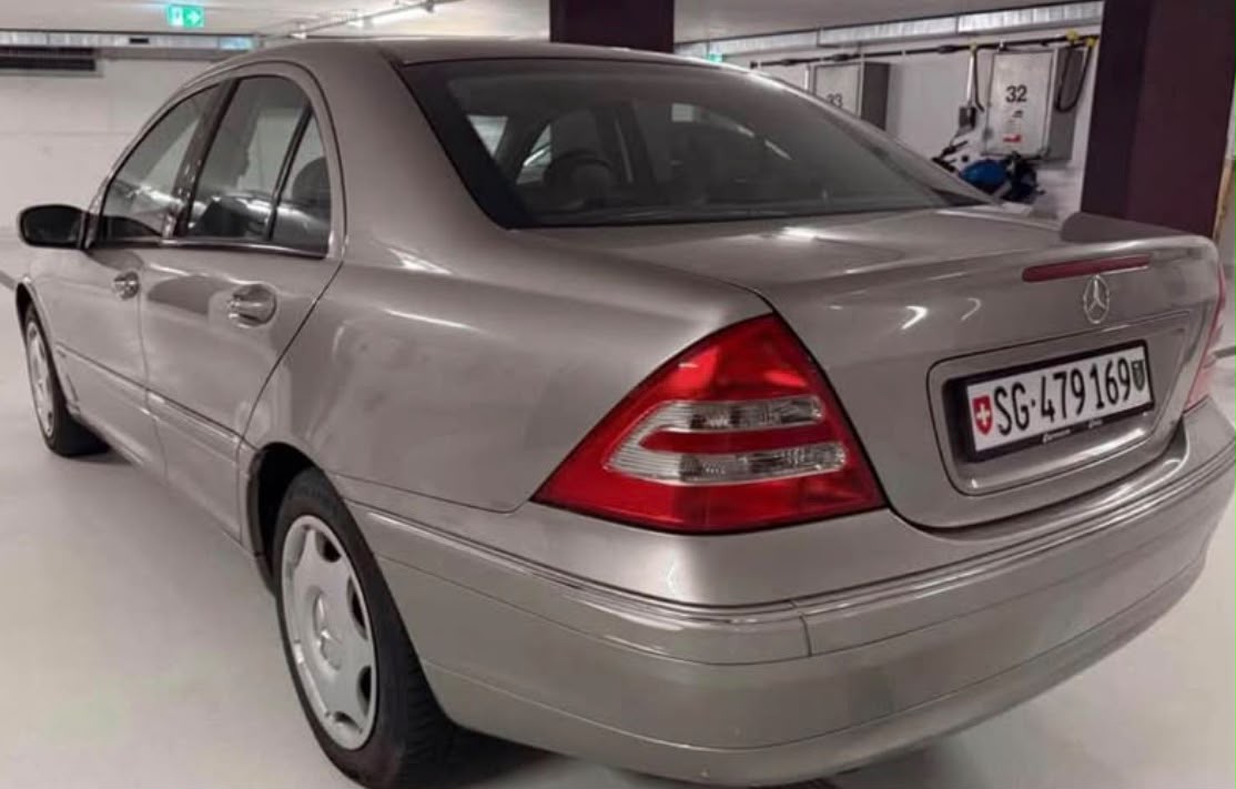 MERCEDES-BENZ C 240 Avantgarde 4Matic Automatic-image-1