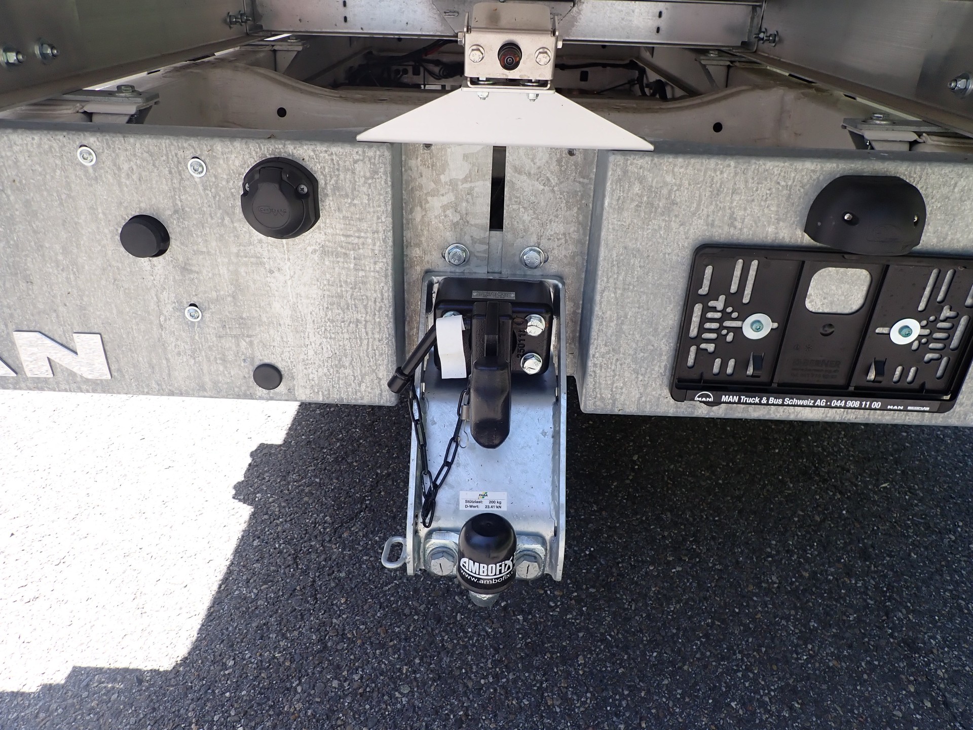 MAN TGE 3.160 4x4 3-Seitenkipper-image-5