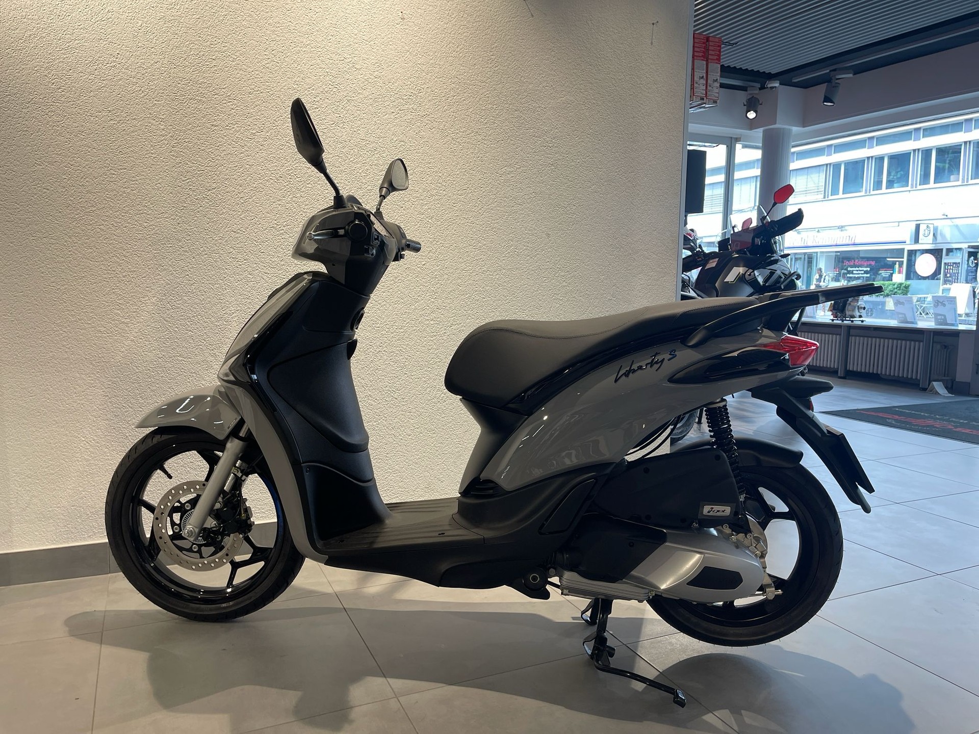 PIAGGIO Liberty 125 Sport | Vorführfahrzeug | ABS | 125cc | Garantie-image-11