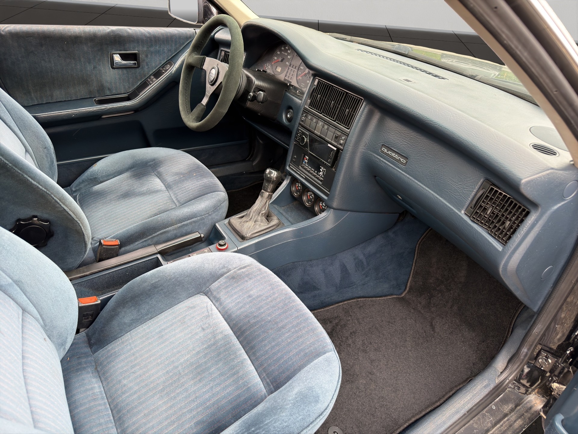 AUDI 90 2.3 E 20V quattroSport-image-8