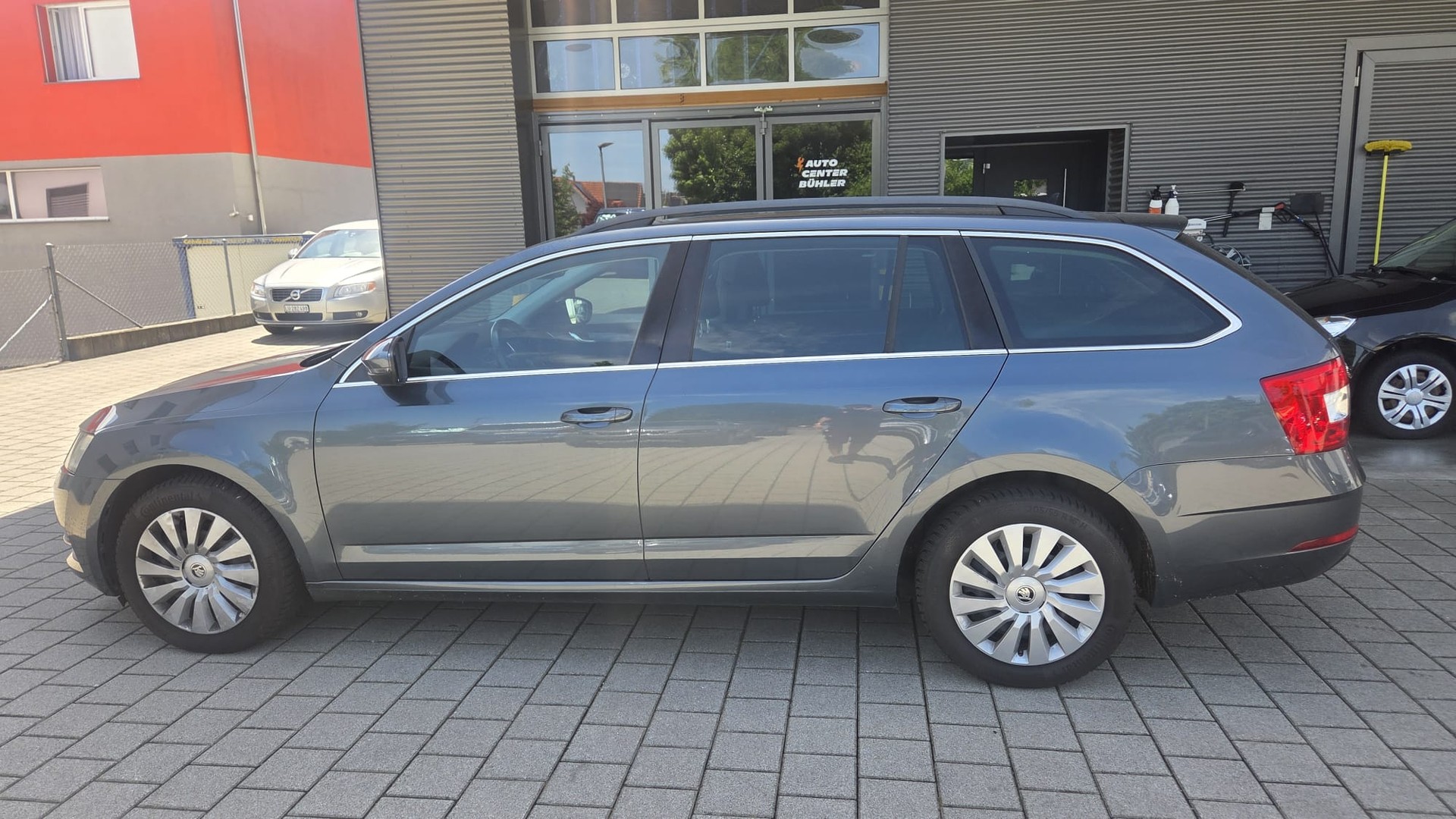 SKODA Octavia Combi 1.5 TSI Style-image-2