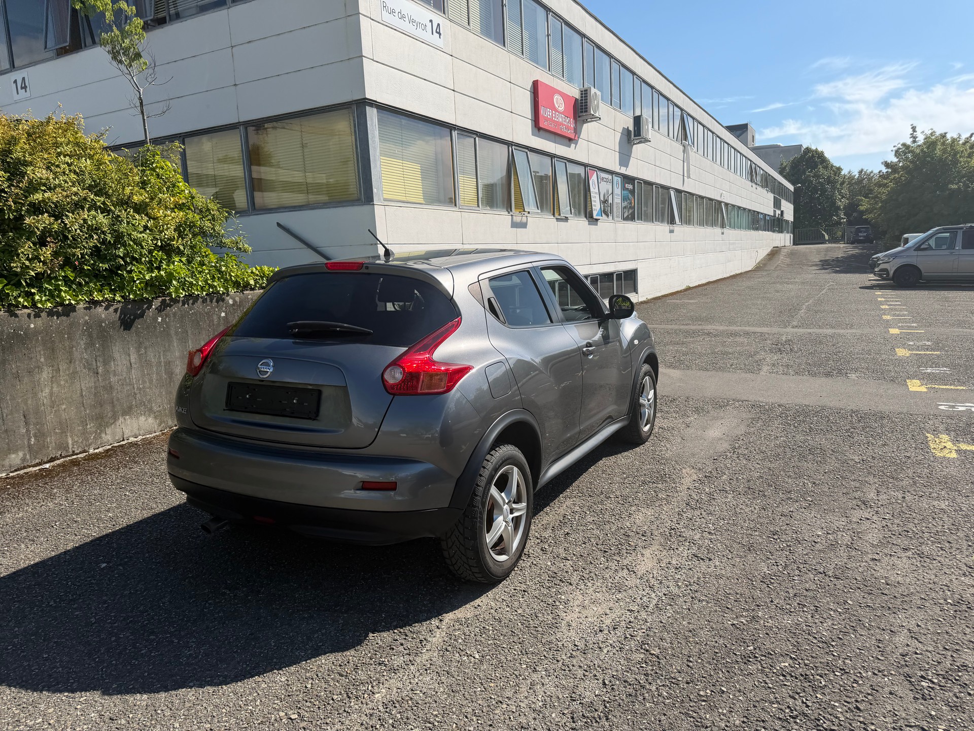 NISSAN Juke 1.6 tekna-image-4