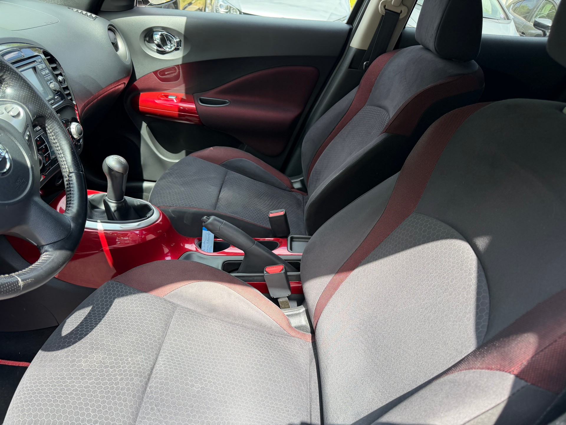 NISSAN Juke 1.6 tekna-image-9
