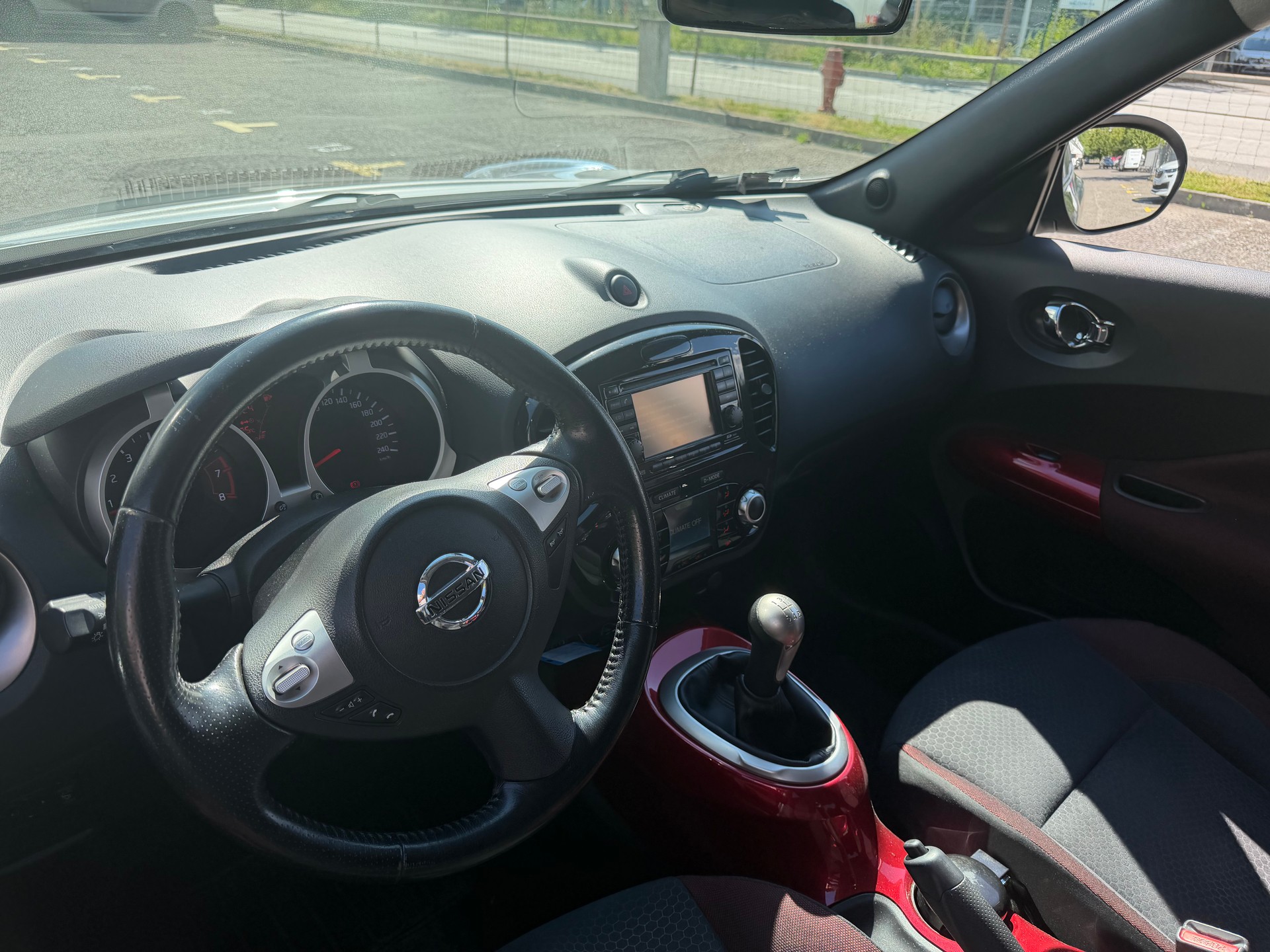 NISSAN Juke 1.6 tekna-image-7