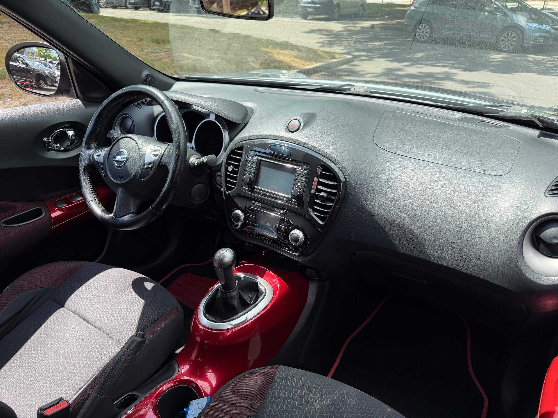 NISSAN Juke 1.6 tekna-image-13