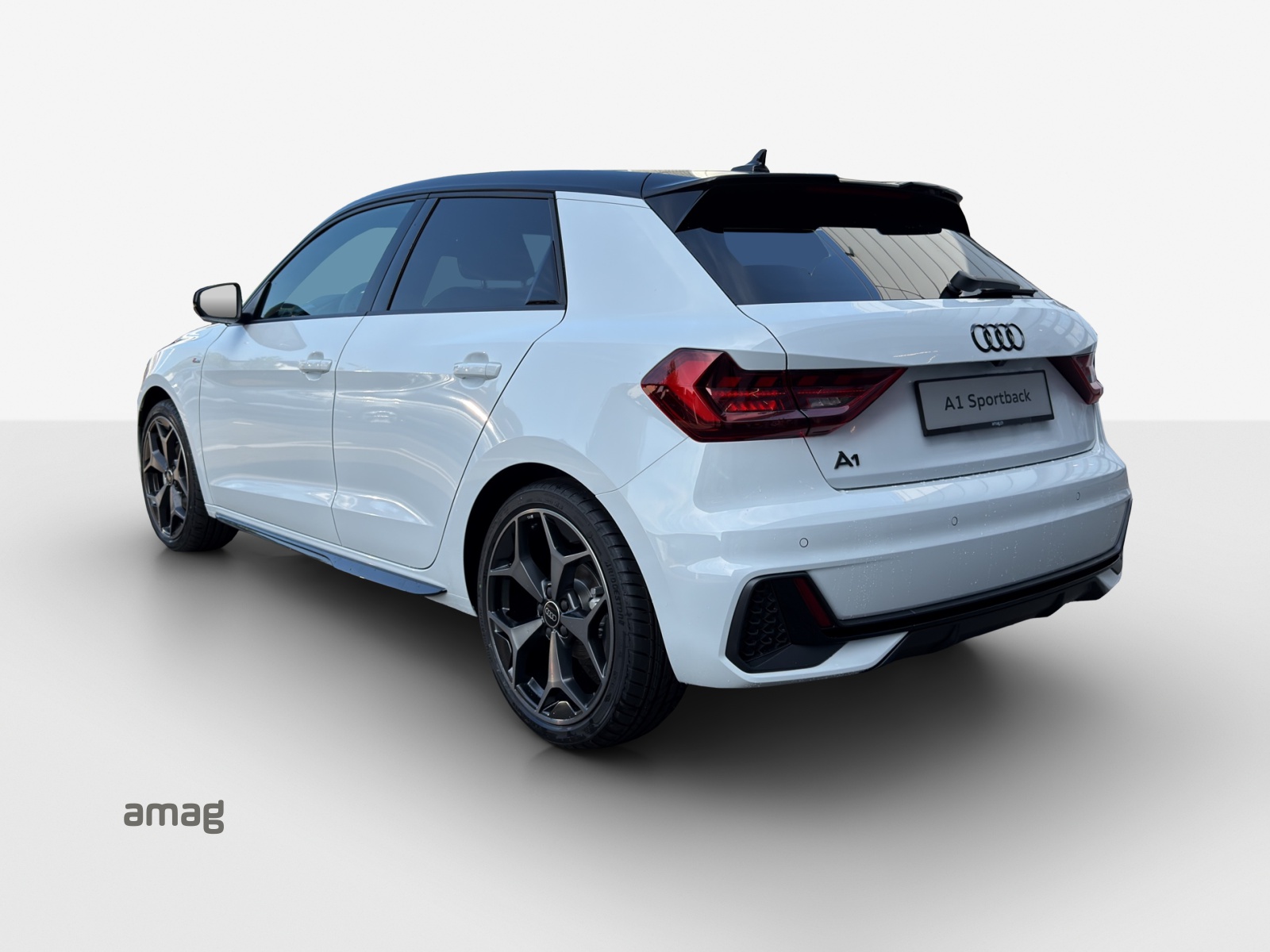 AUDI A1 Sportback 30 TFSI S Line S-tronic-image-2
