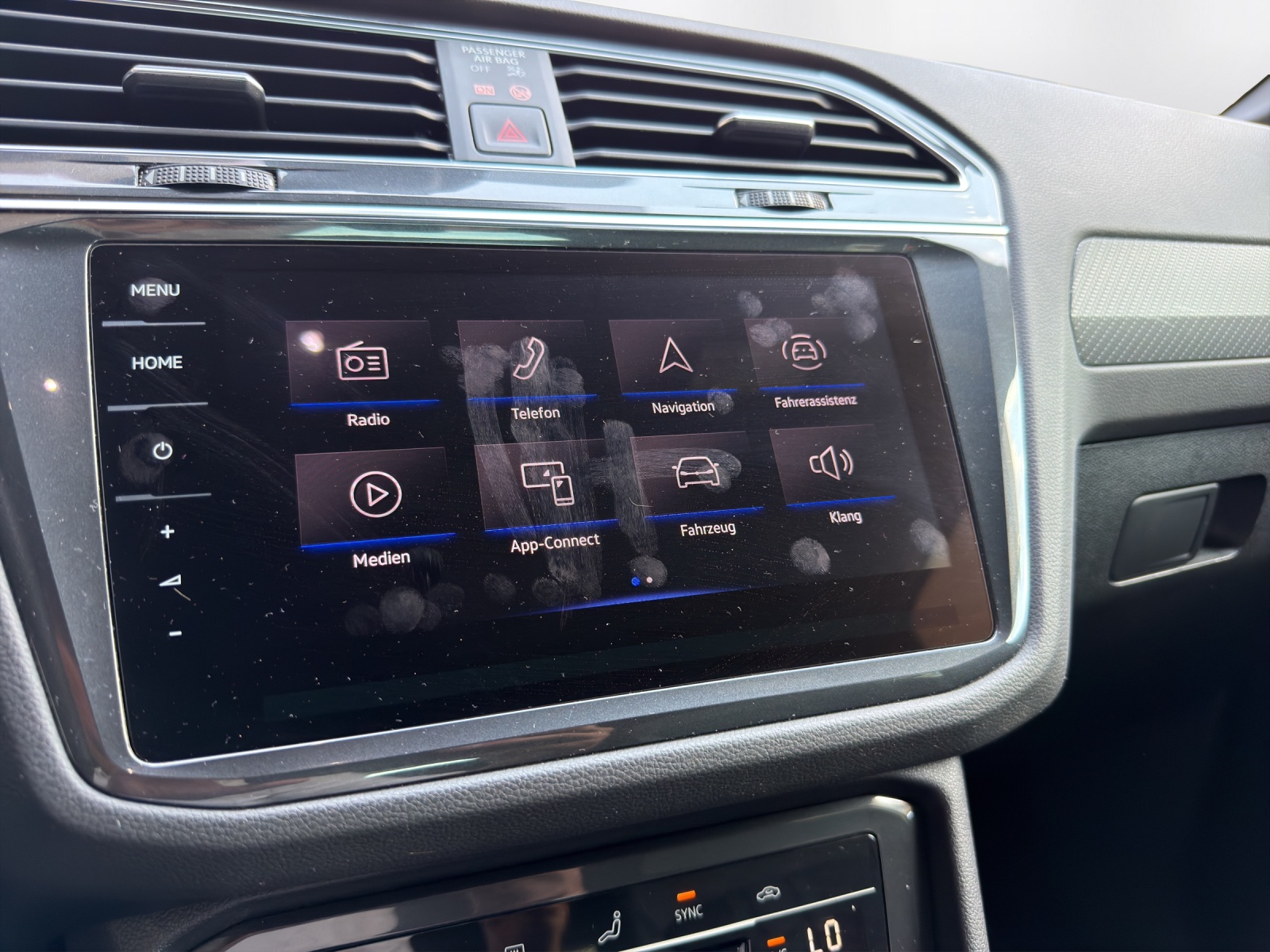 VW Tiguan 2.0TSI R-Line 4Motion DSG-image-8