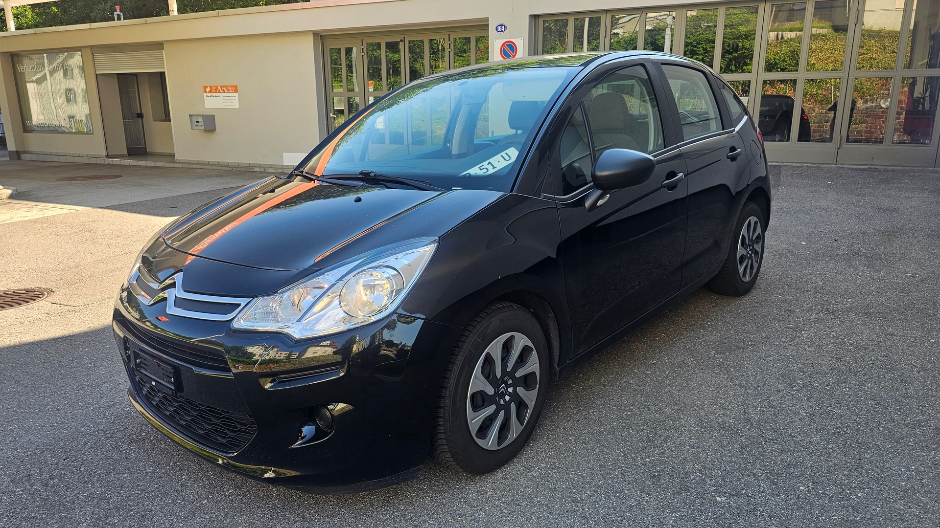 CITROEN C3 1.0i Attraction-image-0