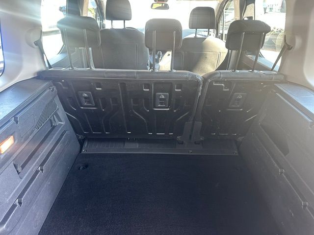 OPEL Combo Life 1.5 Enjoy-image-12