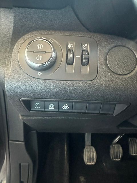 OPEL Combo Life 1.5 Enjoy-image-13