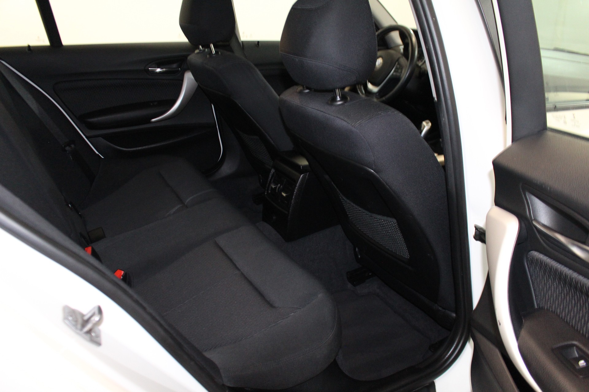 BMW 116d-image-9