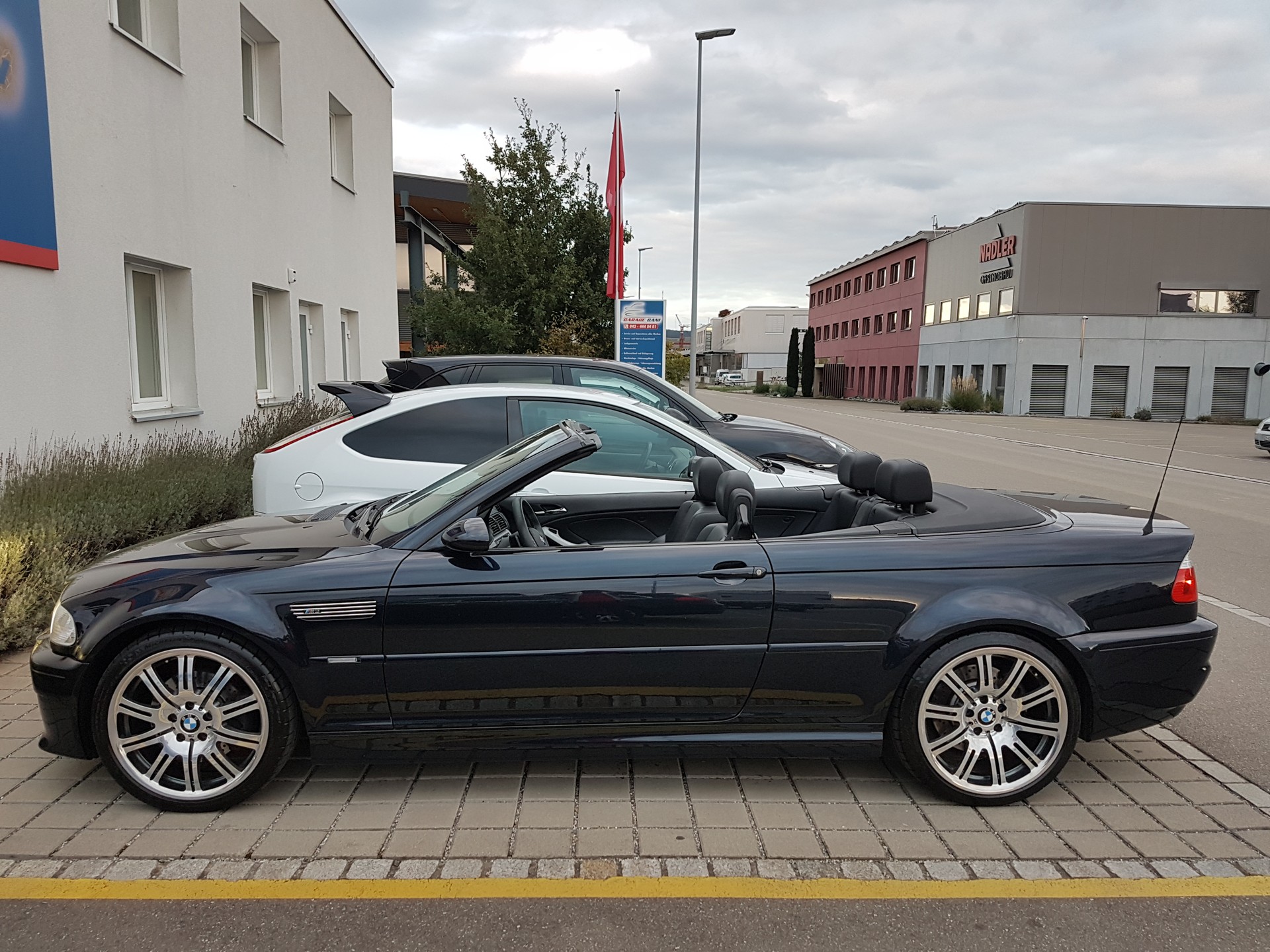 BMW M3 Cabriolet-image-1