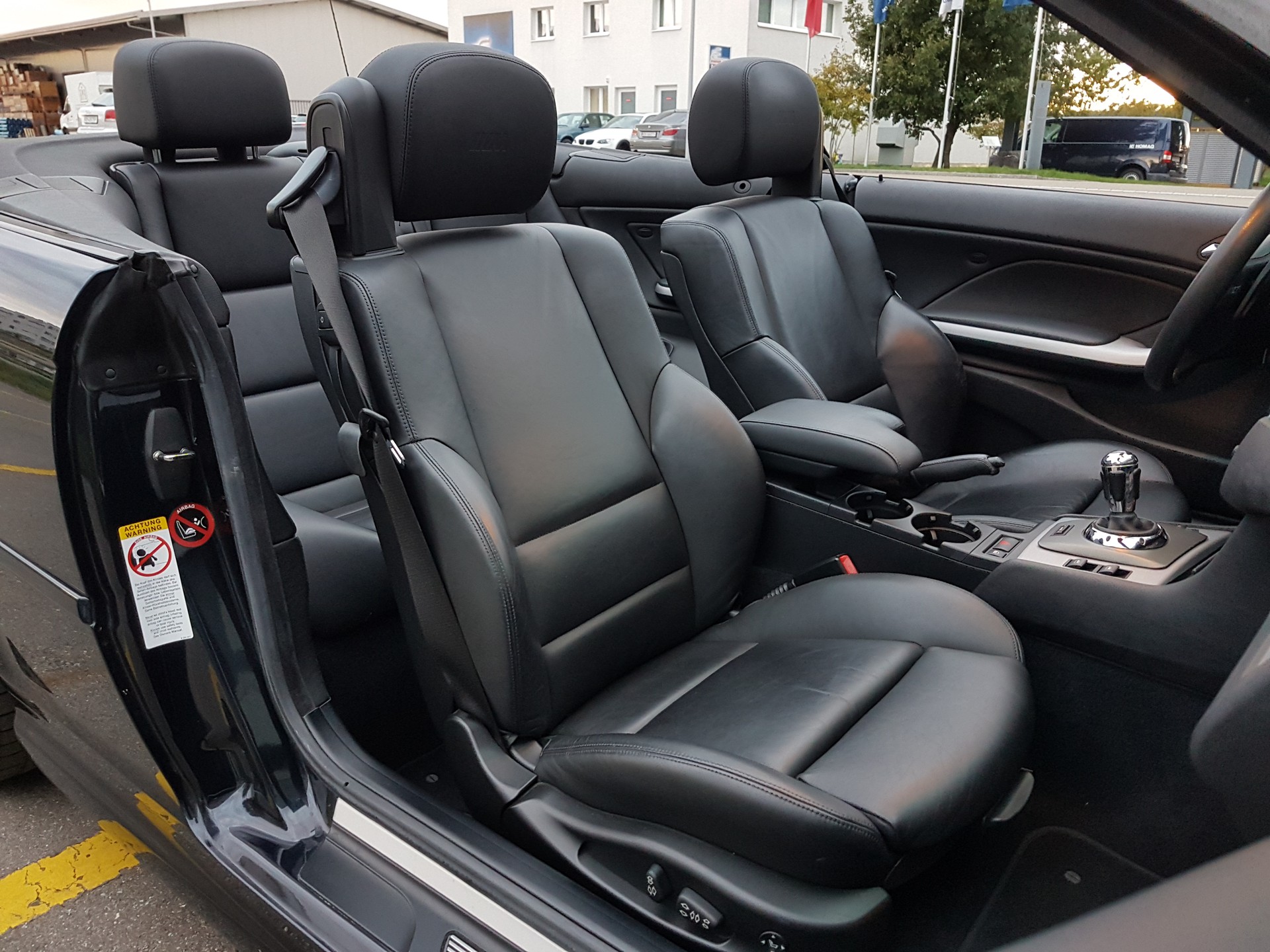 BMW M3 Cabriolet-image-7