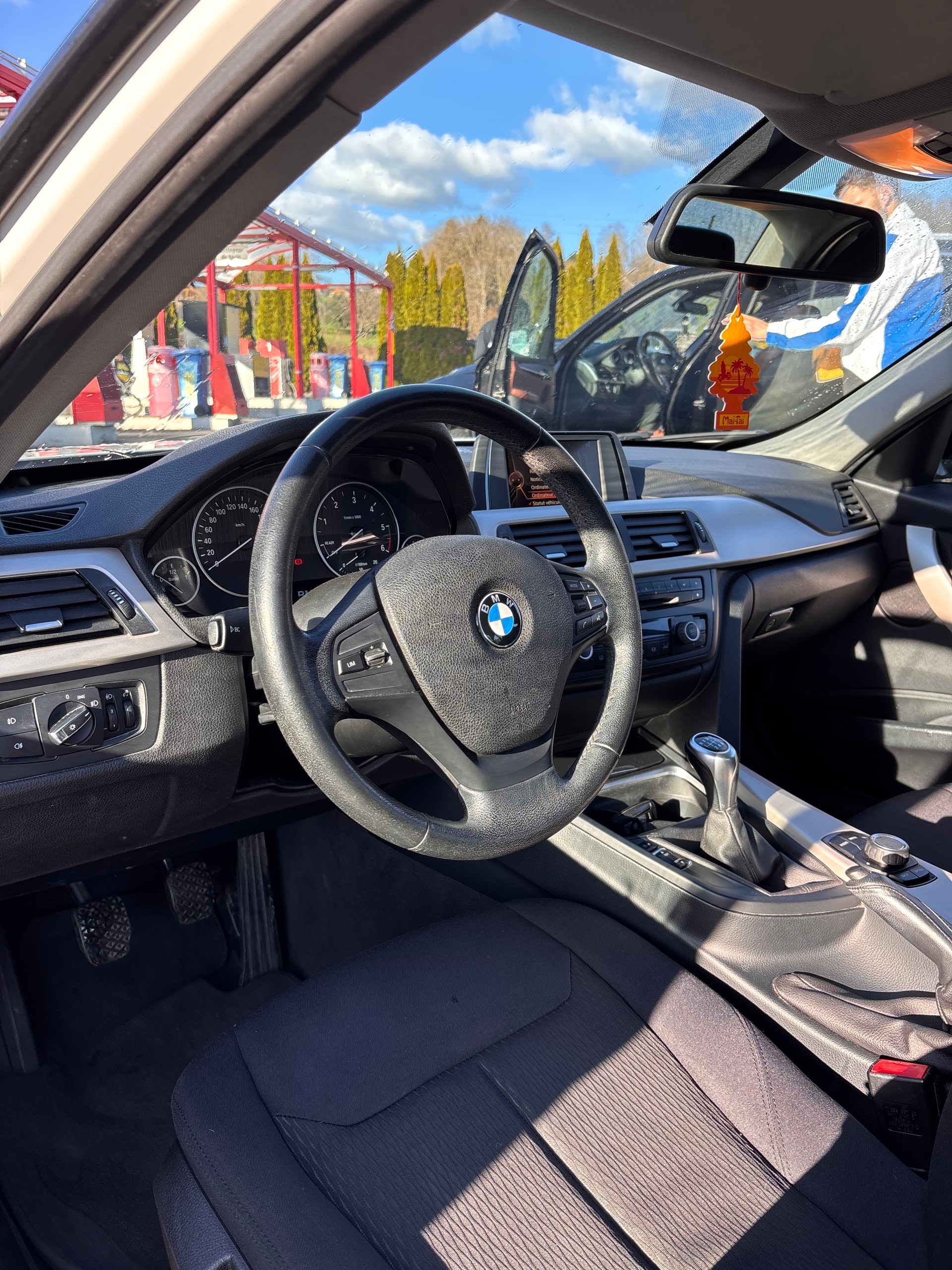 BMW 320d EfficD Edition-image-3