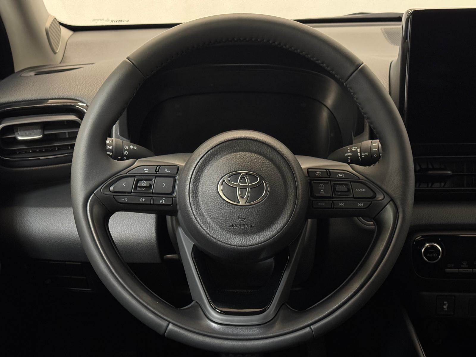 TOYOTA Yaris 1.5 VVT-i HSD Trend-image-23