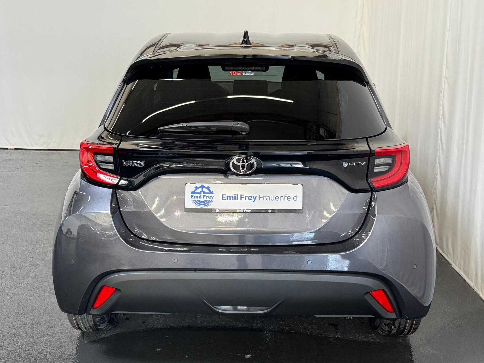 TOYOTA Yaris 1.5 VVT-i HSD Trend-image-26