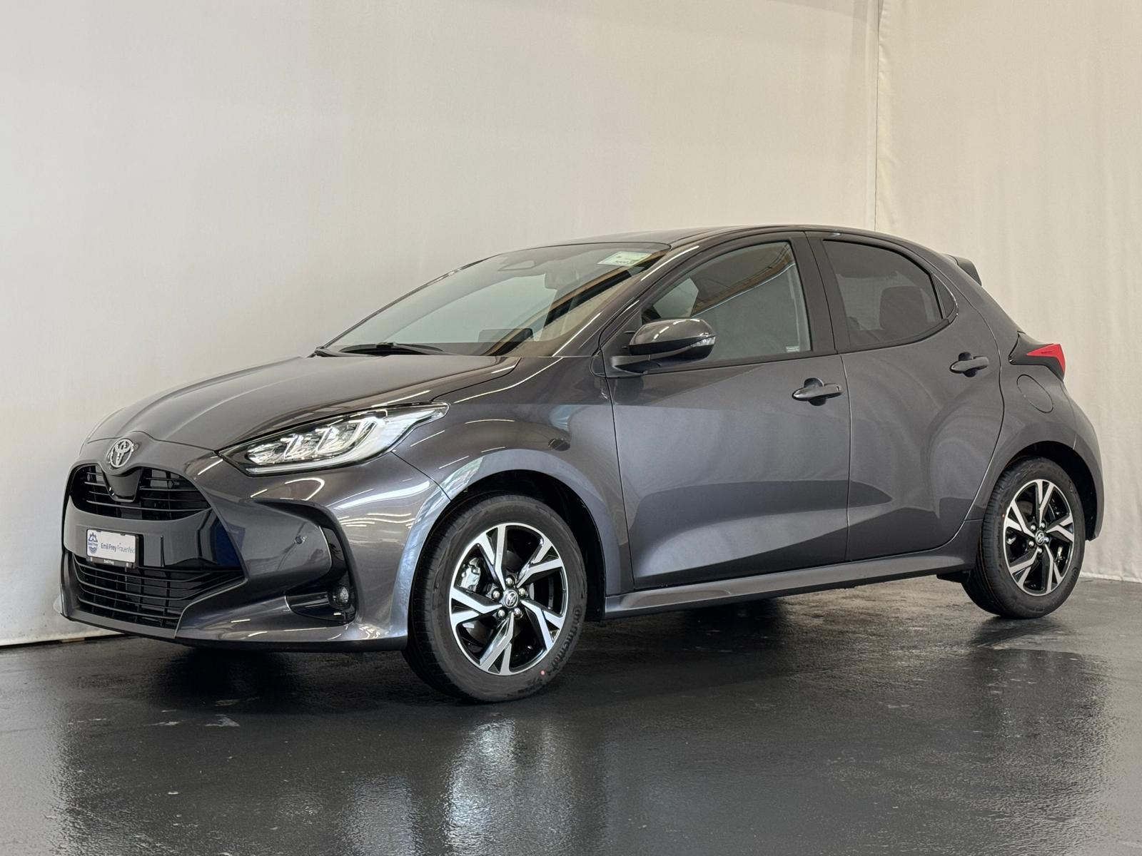 TOYOTA Yaris 1.5 VVT-i HSD Trend-image-15