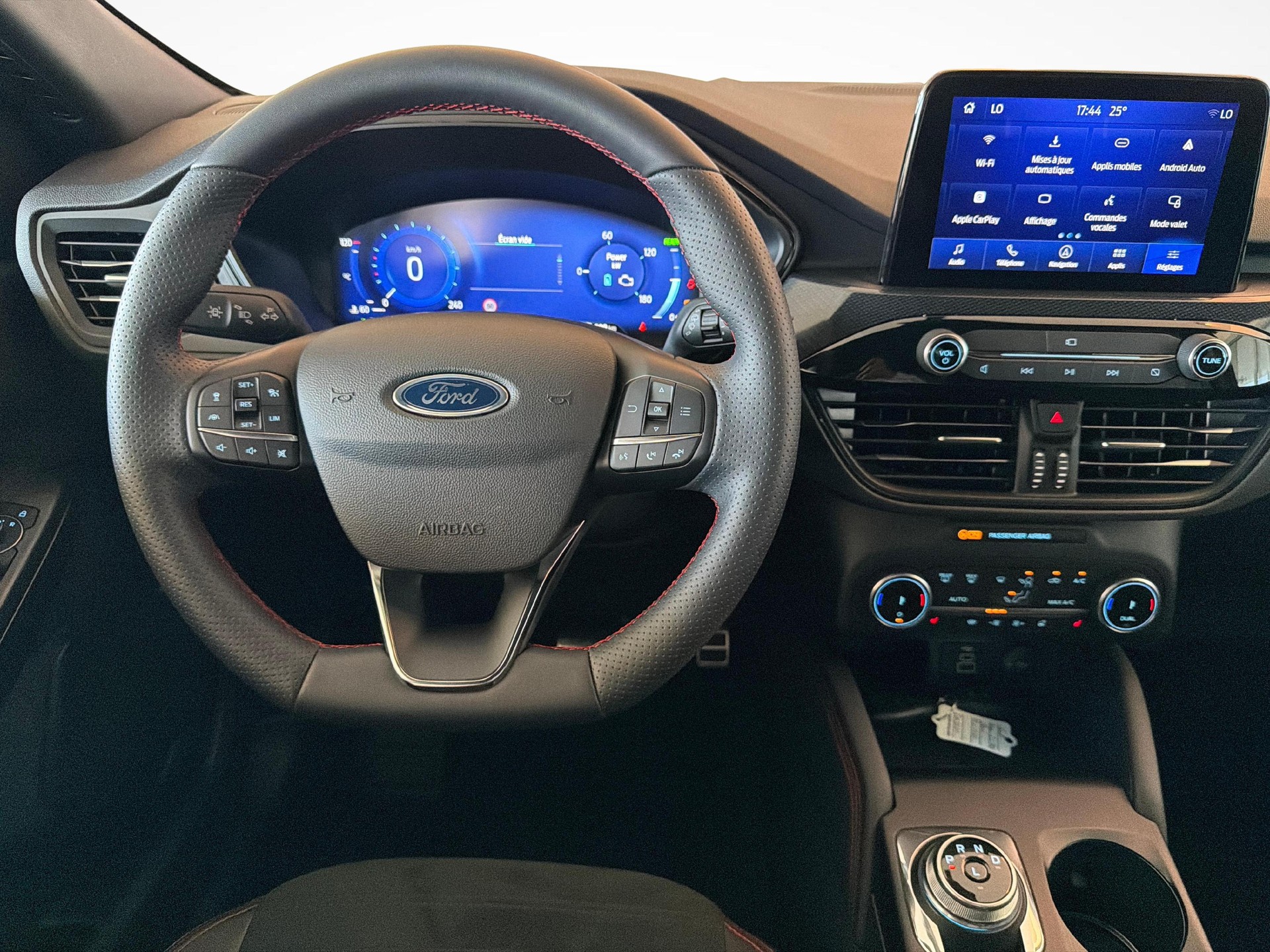 FORD Kuga 2.5 Plug-in Hybrid ST-Line X-image-13
