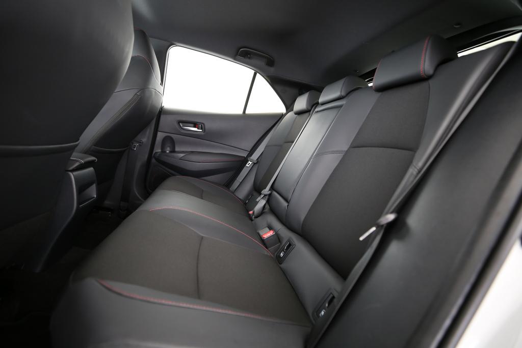 TOYOTA Corolla 2.0 HSD GR Sport-image-7
