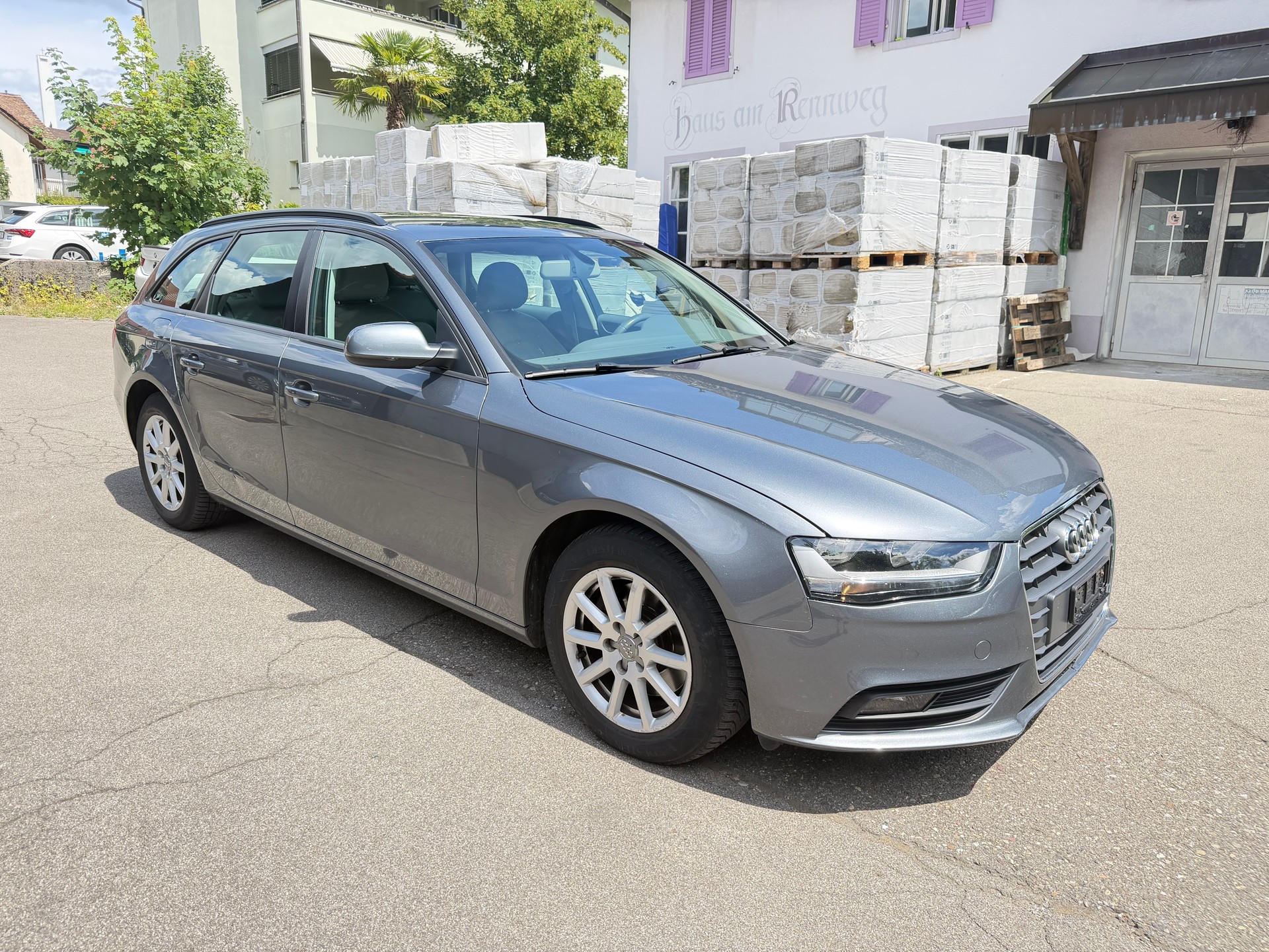 AUDI A4 Avant 2.0 TDI multitronic-image-4