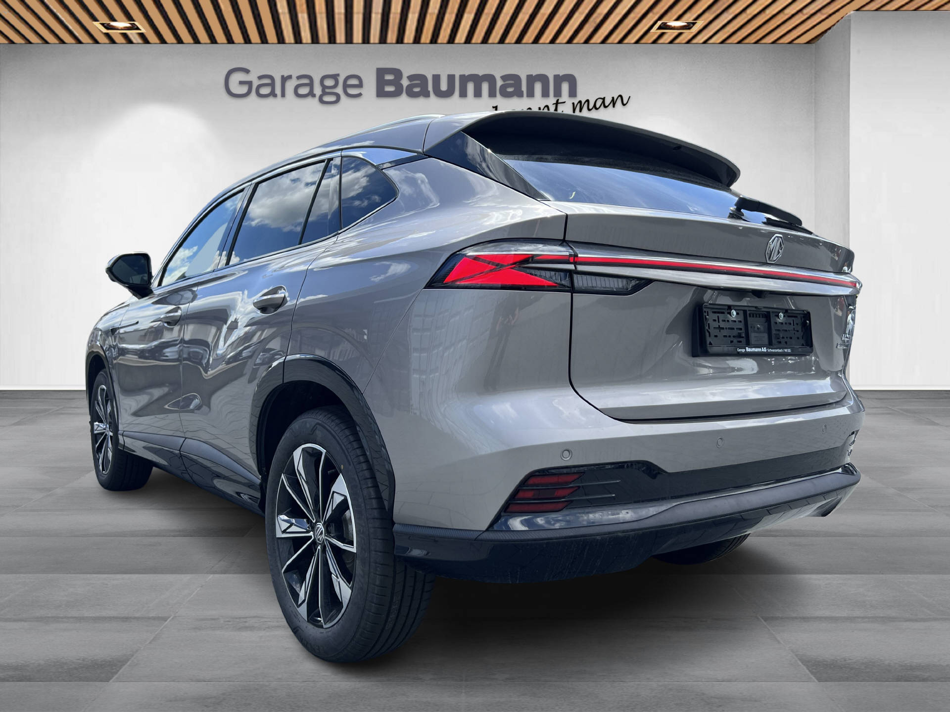 MG HS 1.5 Hybrid Luxury-image-3