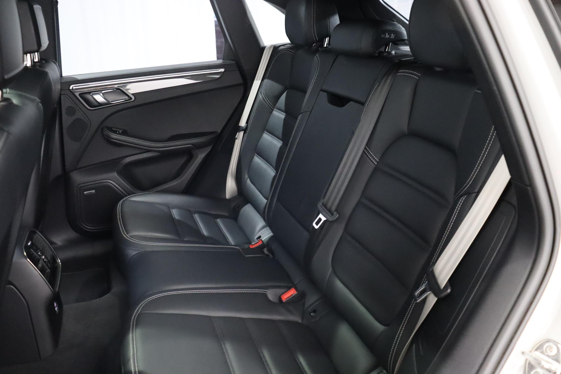 PORSCHE Macan 2.9 V6 GTS-image-11