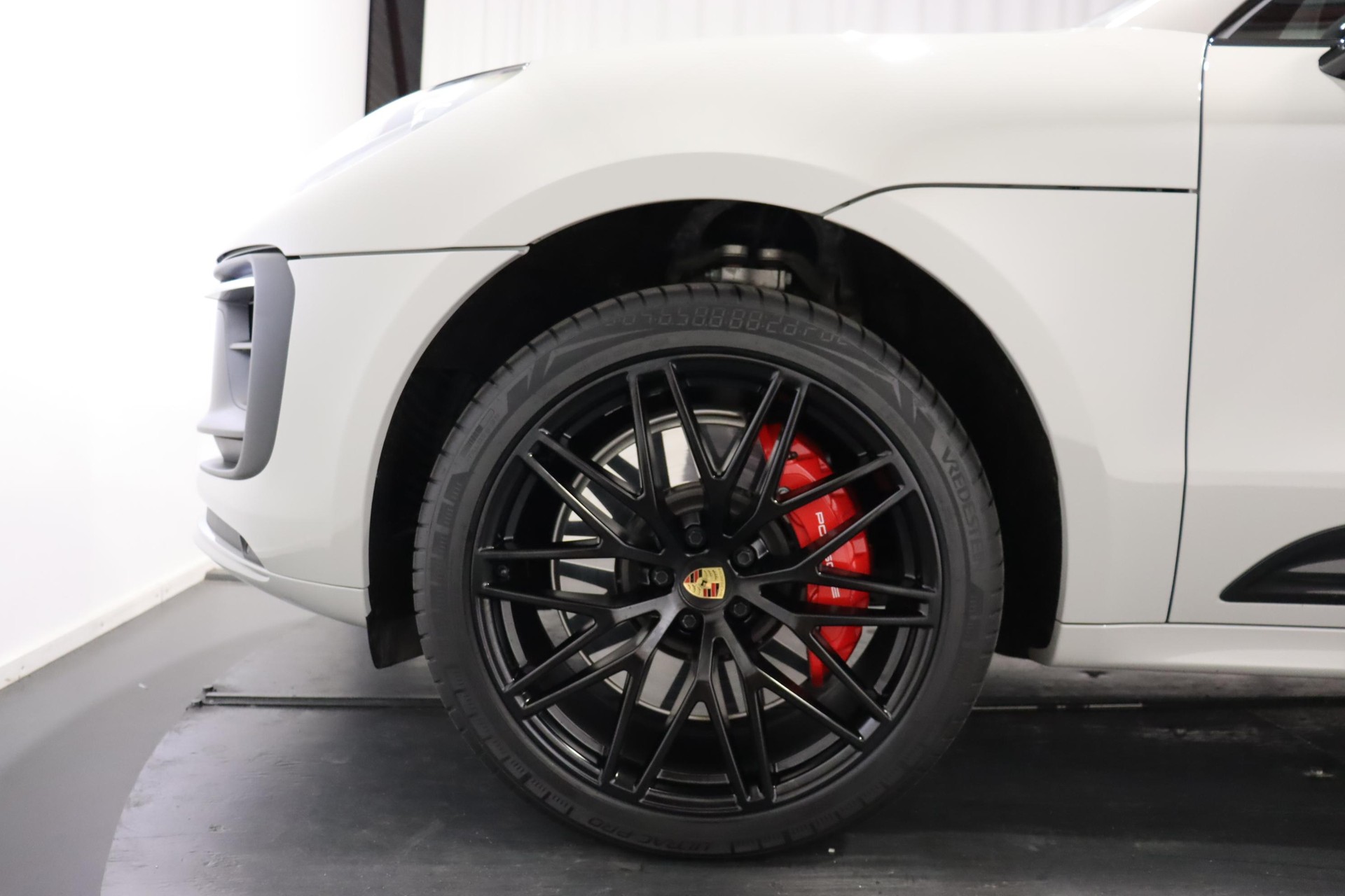 PORSCHE Macan 2.9 V6 GTS-image-7