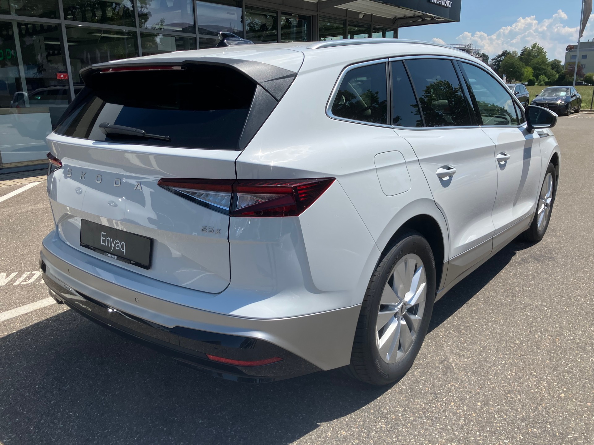 SKODA Enyaq 85x Selection 4x4-image-2