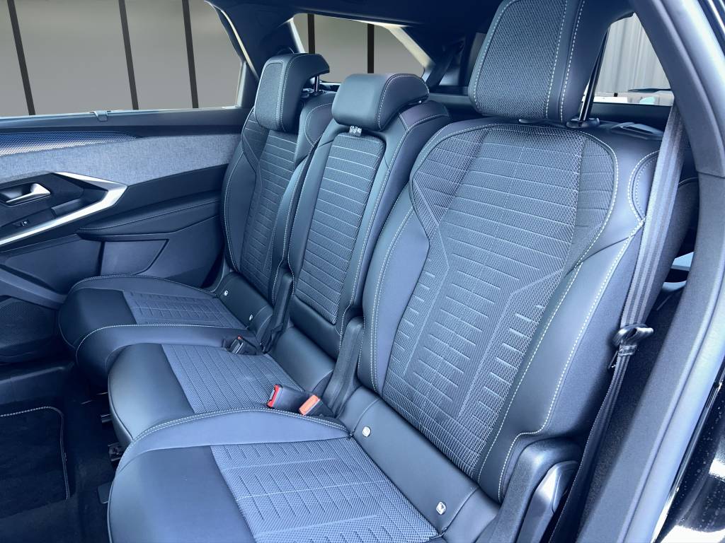 PEUGEOT 5008 145 Hybrid e-DCS6 GT-image-8